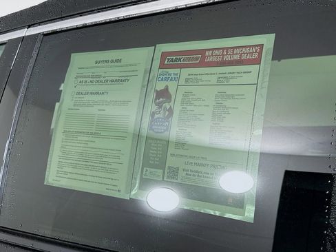 Certified 2024 Jeep Grand Cherokee L Limited w/ Luxury Tech Group II image 16