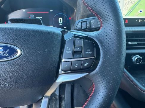 Used 2025 Ford Explorer ST-Line image 15
