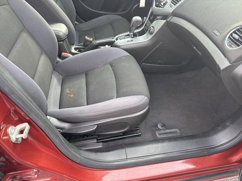 Used 2012 Chevrolet Cruze LT w/ All-Star Edition image 18