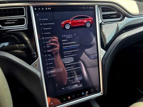 Used 2017 Tesla Model X 75D AWD/4WD image 47
