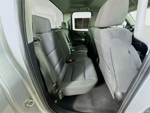 Used 2019 Chevrolet Silverado 1500 LT image 10