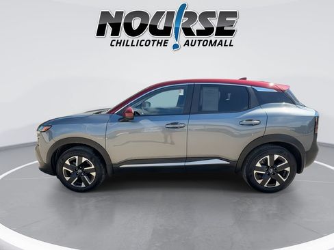 Used 2025 Nissan Kicks SV w/ Charging Package AWD/4WD image 5