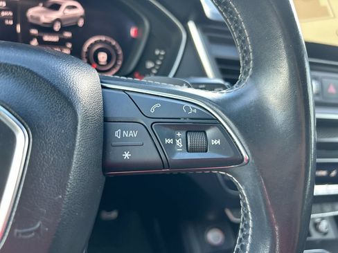 Used 2018 Audi SQ5 Prestige w/ Prestige Package AWD/4WD image 17