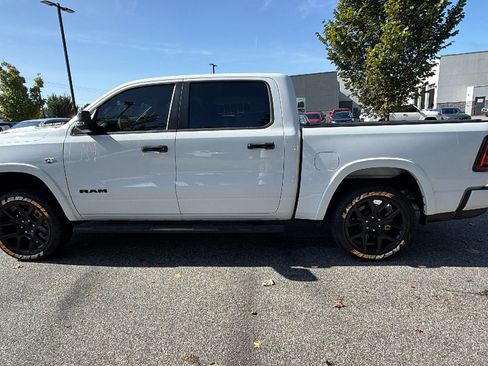 Used 2026 RAM 1500 Laramie w/ Night Edition AWD/4WD image 11