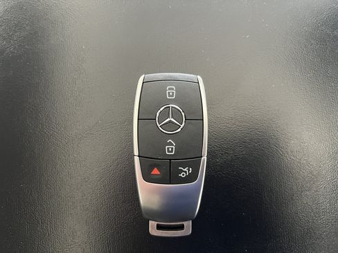 Used 2021 Mercedes-Benz GLE 350 image 23