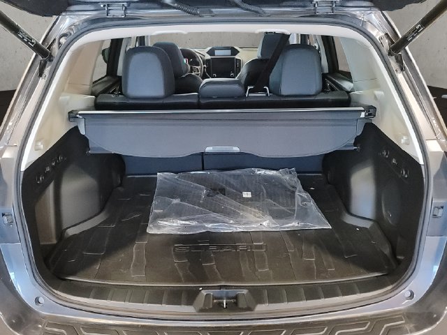 Used 2023 Subaru Forester Touring AWD/4WD image 21