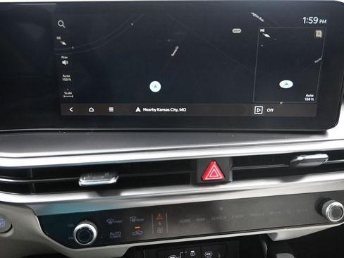 New 2025 Kia Sorento EX image 17