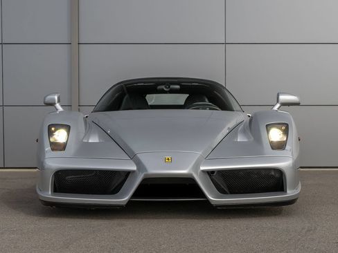 Used 2003 Ferrari Enzo RWD image 5
