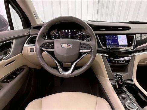 Certified 2023 Cadillac XT6 Premium Luxury w/ Technology Package AWD/4WD image 5
