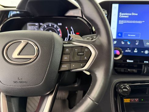 Used 2023 Lexus NX 350h AWD image 16