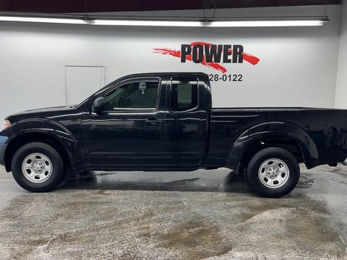 Used 2015 Nissan Frontier S image 6