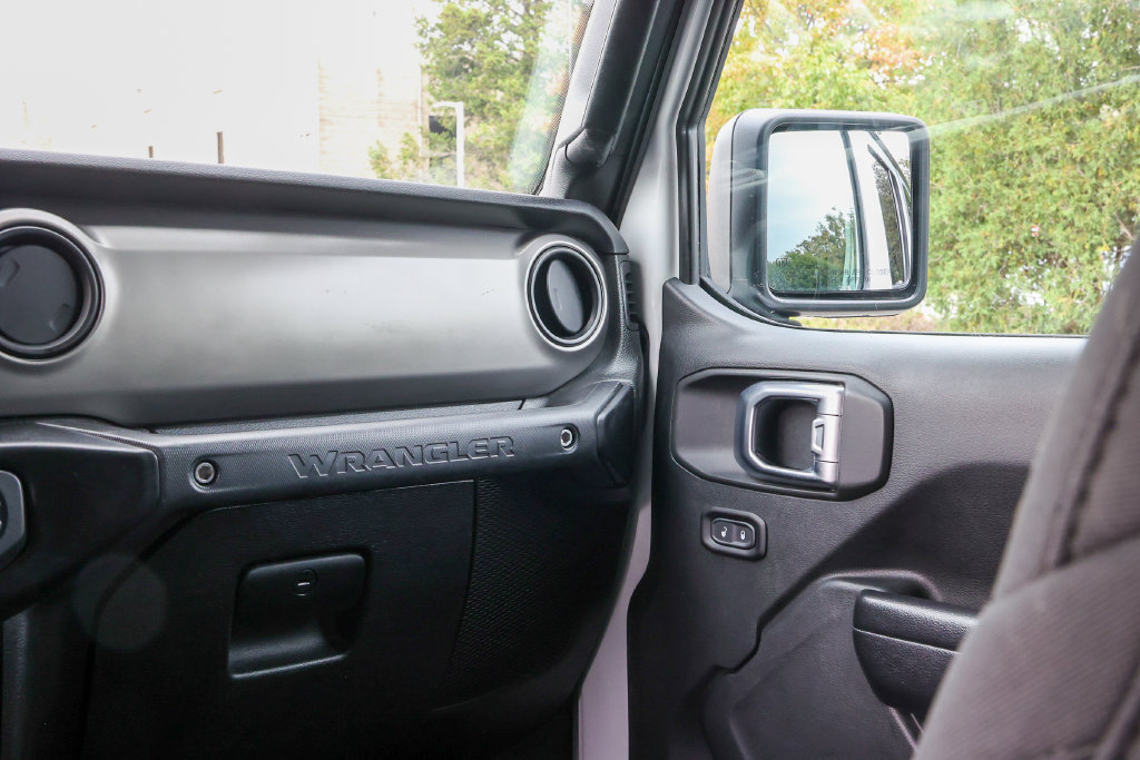 Used 2020 Jeep Wrangler Unlimited Sport S AWD/4WD image 9
