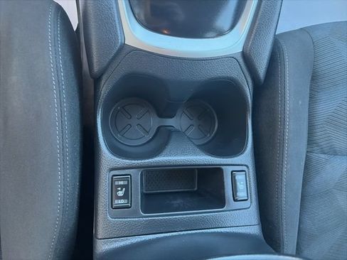 Used 2016 Nissan Rogue SV w/ SV Premium Package AWD/4WD image 21