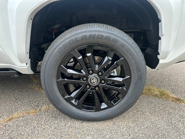 New 2026 Toyota 4Runner Platinum AWD/4WD image 13