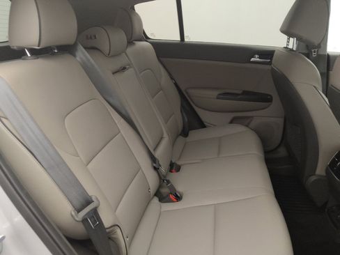 Used 2017 Kia Sportage EX w/ EX Technology Package FWD image 19