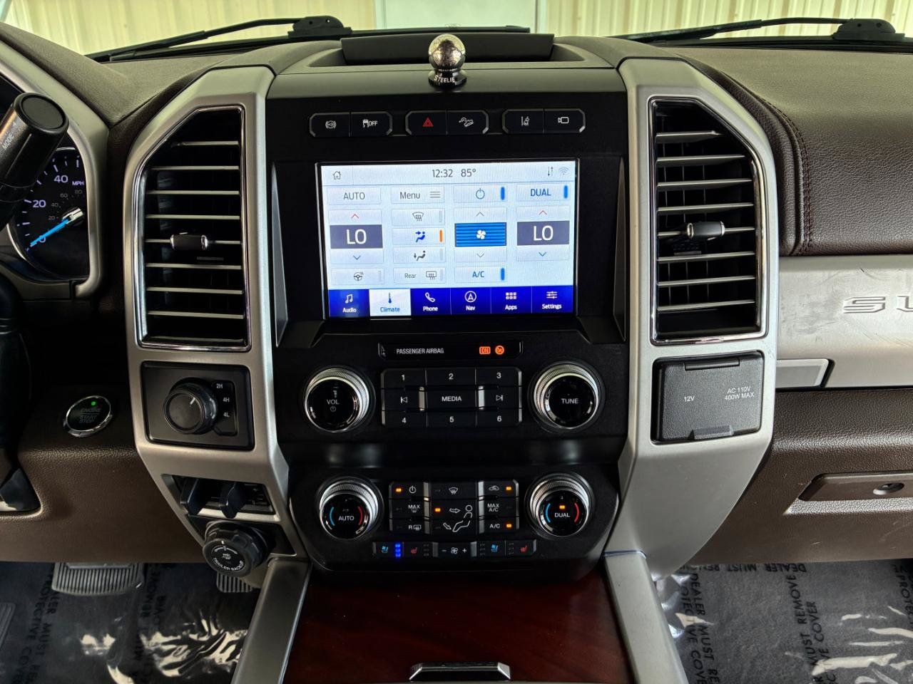 Used 2020 Ford F350 King Ranch w/ King Ranch Ultimate Package AWD/4WD image 29