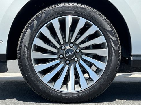 Certified 2021 Lincoln Navigator L Reserve AWD/4WD image 27