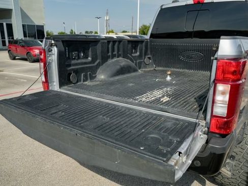 Used 2022 Ford F250 Lariat w/ Chrome Package AWD/4WD image 11