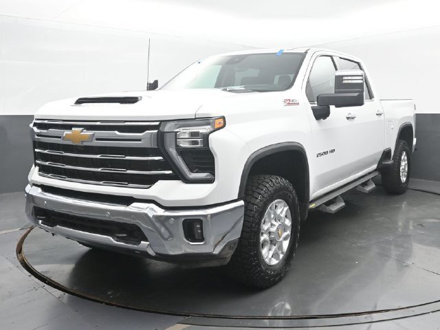 Used 2025 Chevrolet Silverado 2500 LTZ w/ LTZ Premium Package AWD/4WD image 1