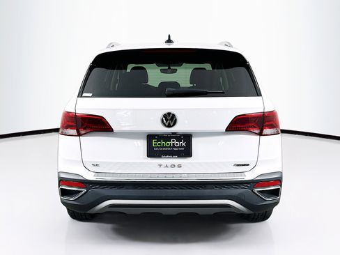 Used 2022 Volkswagen Taos SE AWD/4WD image 7