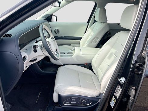 Certified 2026 Hyundai Palisade Calligraphy AWD/4WD image 5