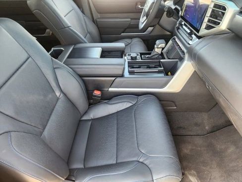 New 2025 Toyota Tundra Platinum image 32