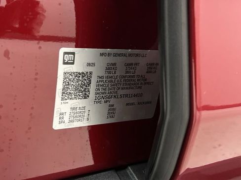 New 2026 Chevrolet Suburban Premier image 35