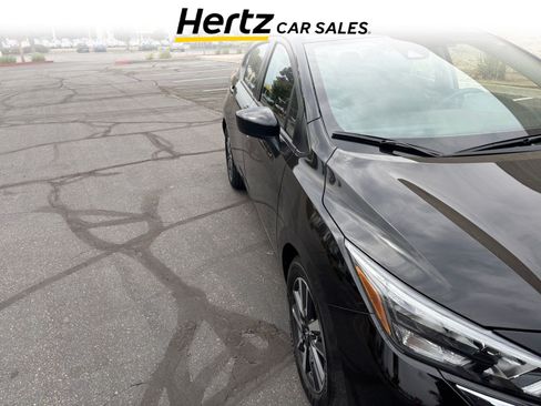 Used 2025 Nissan Versa SV FWD image 1