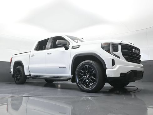 Used 2023 GMC Sierra 1500 Elevation w/ Preferred Package RWD image 61