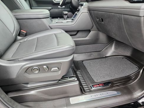 Used 2024 GMC Sierra 1500 Denali image 54