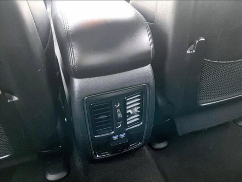 Used 2022 Jeep Grand Cherokee Limited RWD image 25