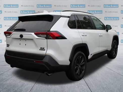 Used 2023 Toyota RAV4 XLE Premium image 6