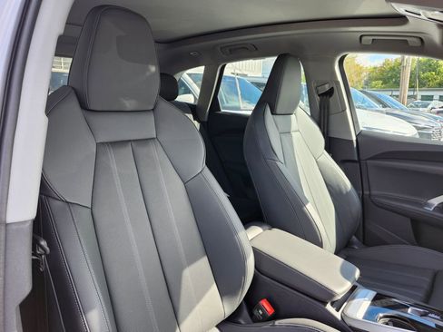 New 2025 Audi Q5 Premium Plus image 24