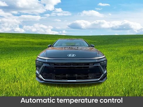 New 2025 Hyundai Sonata Limited image 3