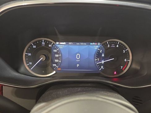 Used 2022 Jaguar XF R-Dynamic SE AWD/4WD image 11