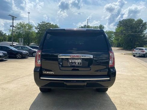 Used 2019 GMC Yukon Denali w/ Denali Ultimate Package AWD/4WD image 7