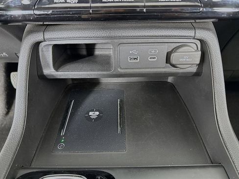 Certified 2023 Honda Pilot Touring image 18