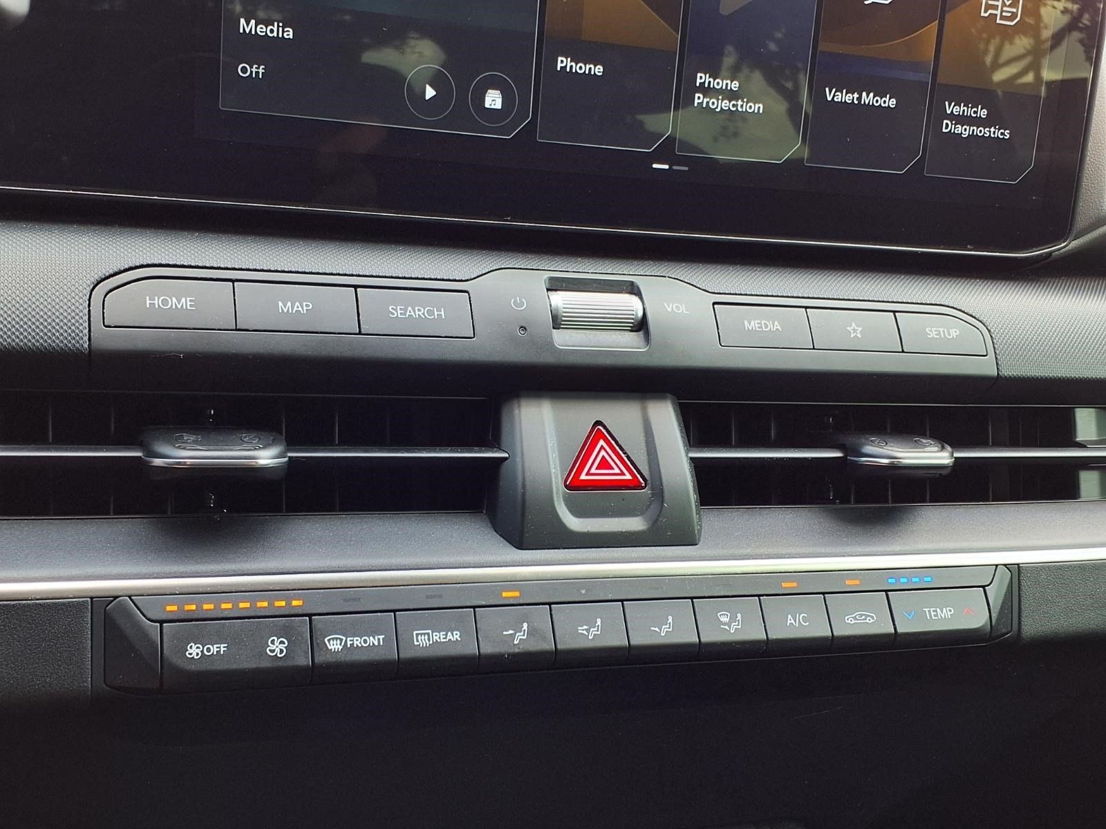 Used 2025 Kia K4 FWD image 19