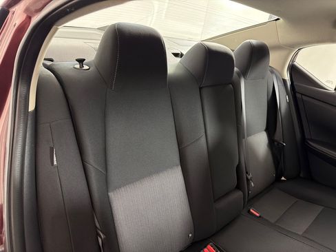 Used 2022 Nissan Sentra SV FWD image 21