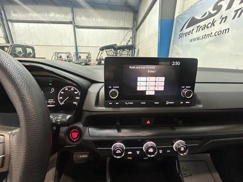 Used 2023 Honda CR-V LX image 12