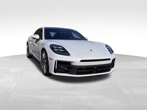 Used 2025 Porsche Panamera w/ Premium Package RWD image 7