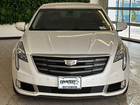 Used 2019 Cadillac XTS Luxury image 9