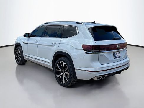 Used 2024 Volkswagen Atlas SEL Premium R-Line AWD/4WD image 5