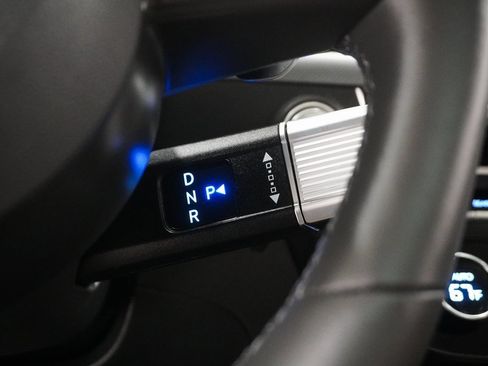 Used 2025 Hyundai Sonata Limited image 24