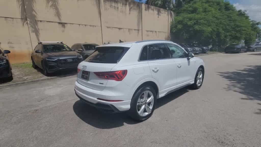 Certified 2024 Audi Q3 2.0T Premium AWD/4WD image 8