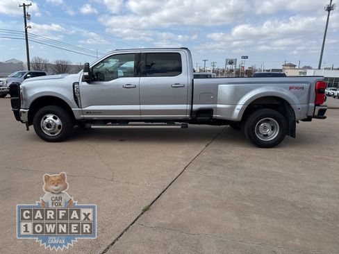 Used 2024 Ford F350 Lariat w/ FX4 Off-Road Package image 4