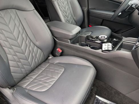 Certified 2025 Kia Sportage X-Line Prestige image 24