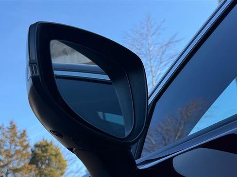 Used 2024 MAZDA CX-90 Plug-In Hybrid w/ Premium Plus image 34