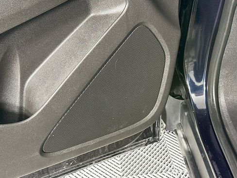 Used 2020 Chevrolet Equinox LT w/ LPO, Floor Liner Package image 24