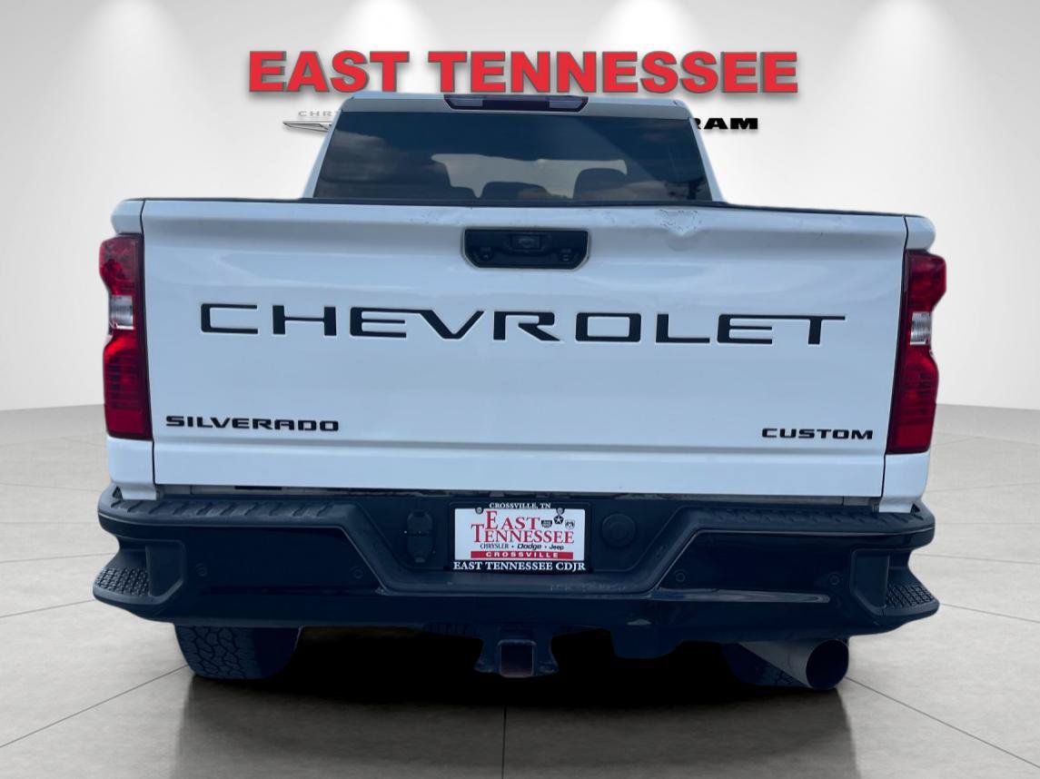 Used 2024 Chevrolet Silverado 2500 Custom w/ Custom Value Package AWD/4WD image 4